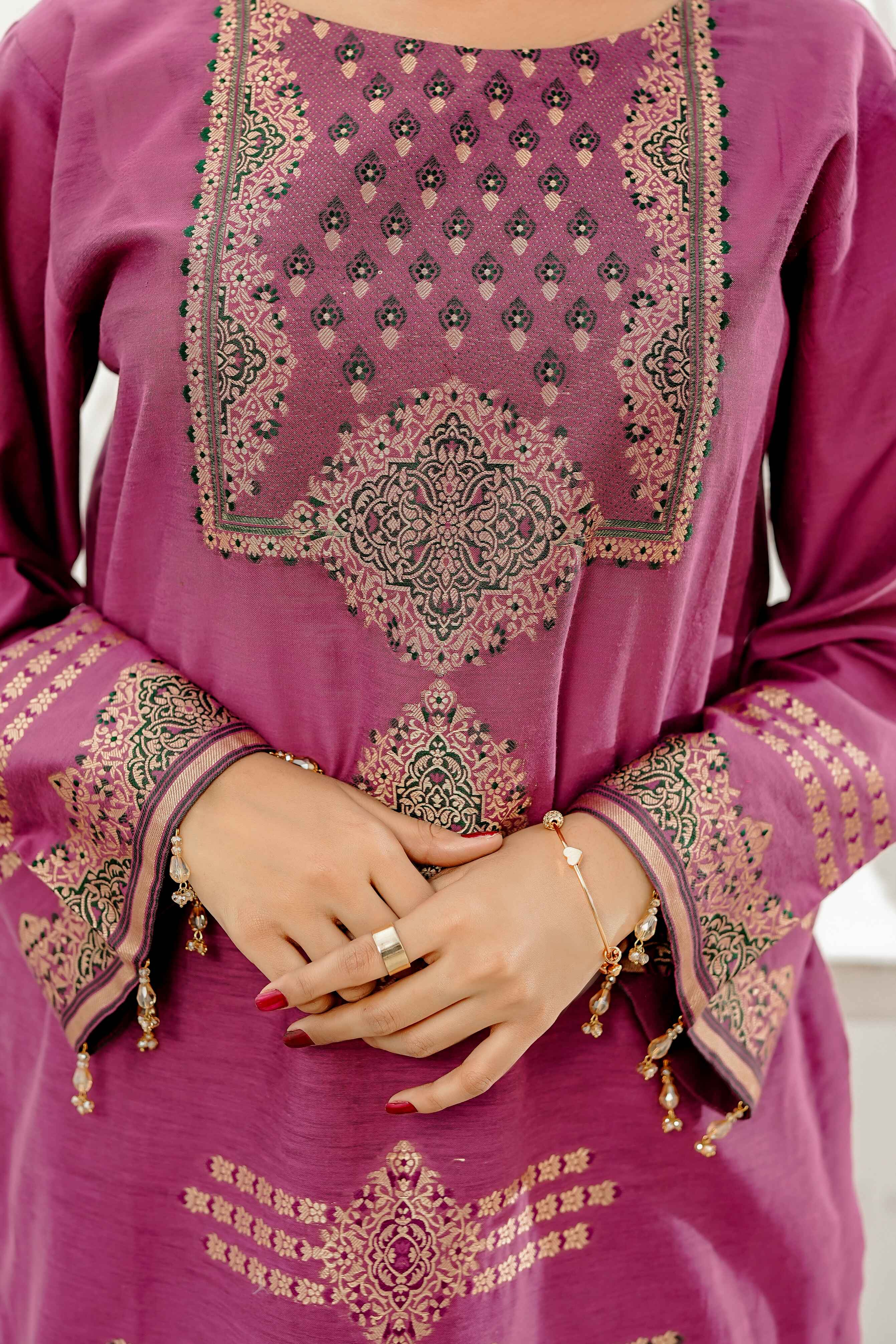 BLUSH PINK